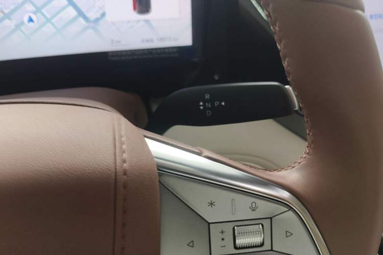 Used BYD Xia 2025 DM-i 1.5T 180km Beyond Edition Gear Lever