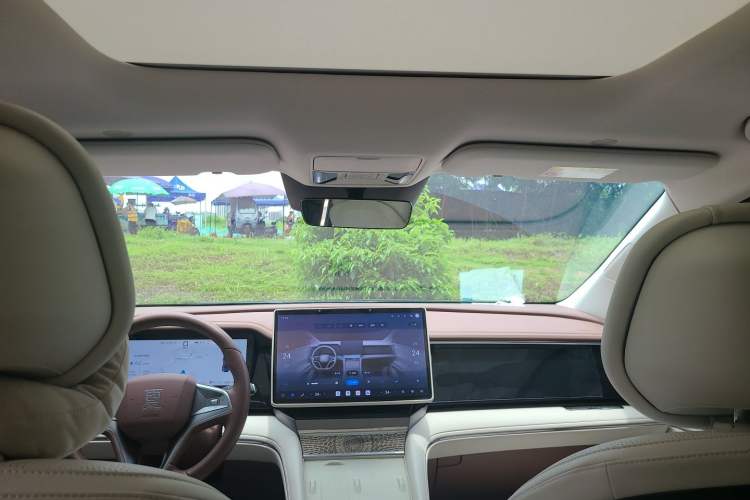 Used BYD Xia 2025 DM-i 1.5T 180km Beyond Edition Headliner
