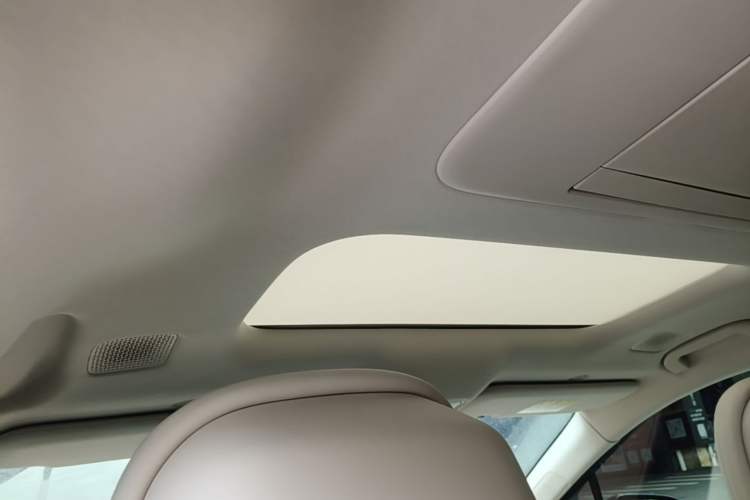 Used BYD Xia 2025 DM-i 1.5T 180km Excellence Model Headliner