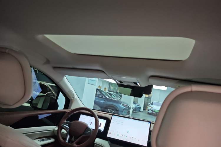 Used BYD Xia 2025 DM-i 1.5T 180km Beyond Edition Headliner