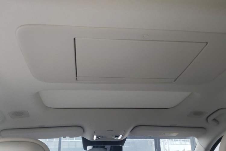 Used BYD Xia 2025 DM-i 1.5T 180km Excellence Model Headliner