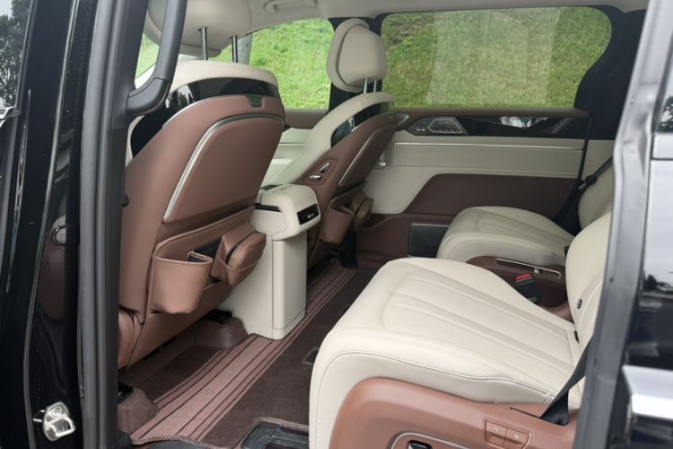Used BYD Xia 2025 DM-i 1.5T 100km Supreme Edition Interior 5