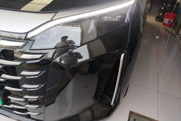 Used BYD Xia 2025 DM-i 1.5T 180km Beyond Edition Left Front Headlight