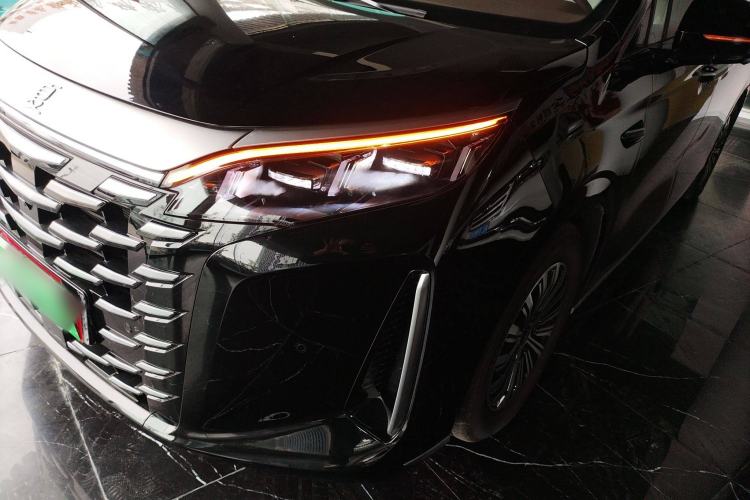 Used BYD Xia 2025 DM-i 1.5T 180km Beyond Edition Left Front Headlight