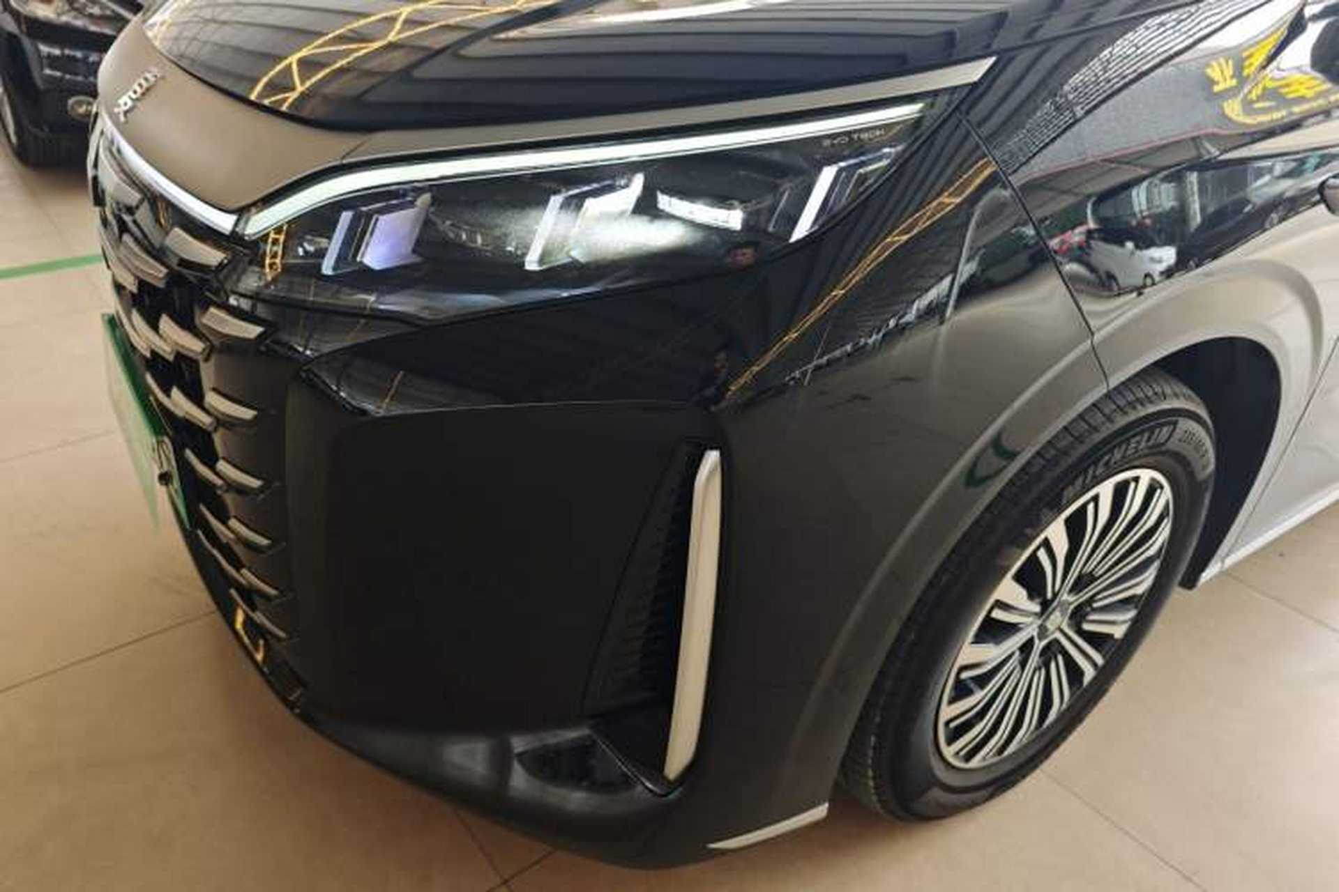 Used BYD Xia 2025 DM-i 1.5T 180km Beyond Edition Left Front Headlight