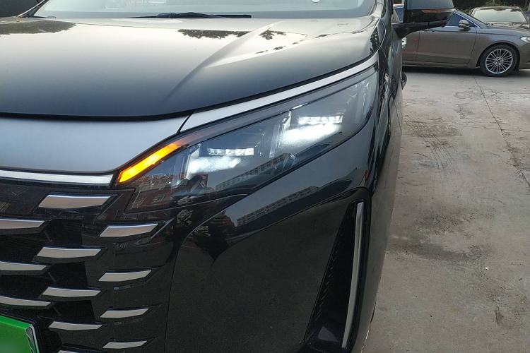 Used BYD Xia 2025 DM-i 1.5T 180km Excellence Model Left Front Headlight