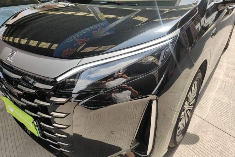 Used BYD Xia 2025 DM-i 1.5T 180km Excellence Model Left Front Headlight