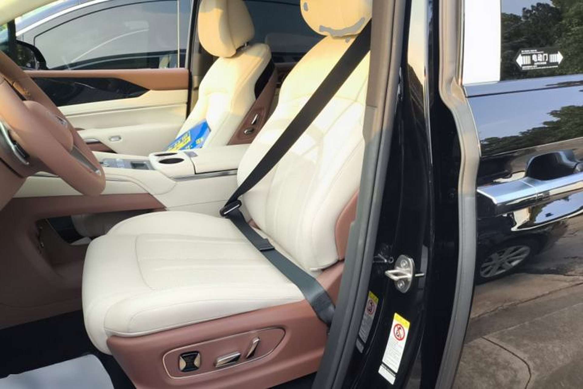 Used BYD Xia 2025 DM-i 1.5T 180km Beyond Edition Left Front Seat