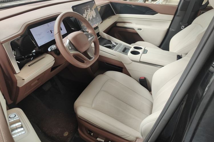 Used BYD Xia 2025 DM-i 1.5T 180km Excellence Model Left Front Seat