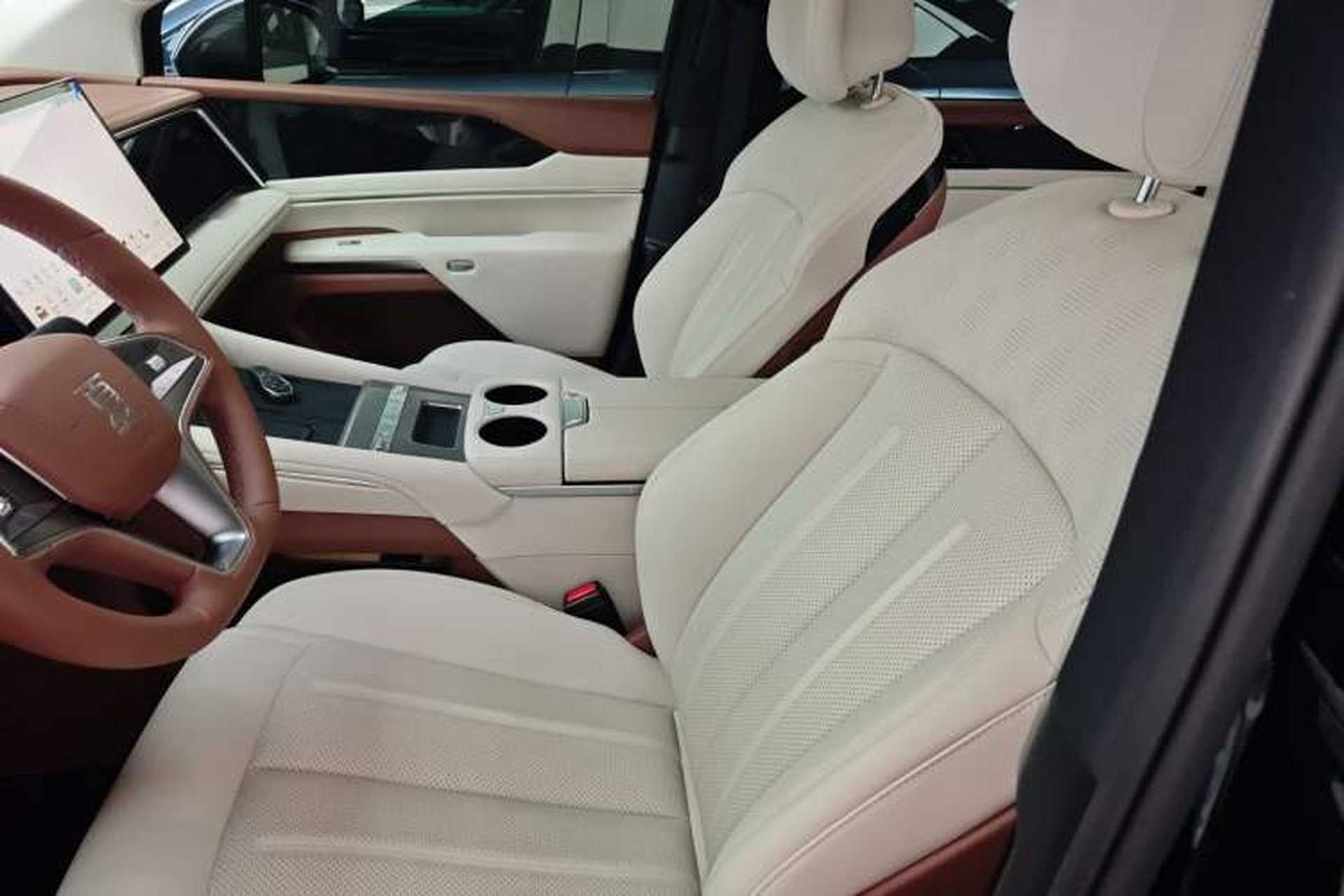 Used BYD Xia 2025 DM-i 1.5T 180km Beyond Edition Left Front Seat