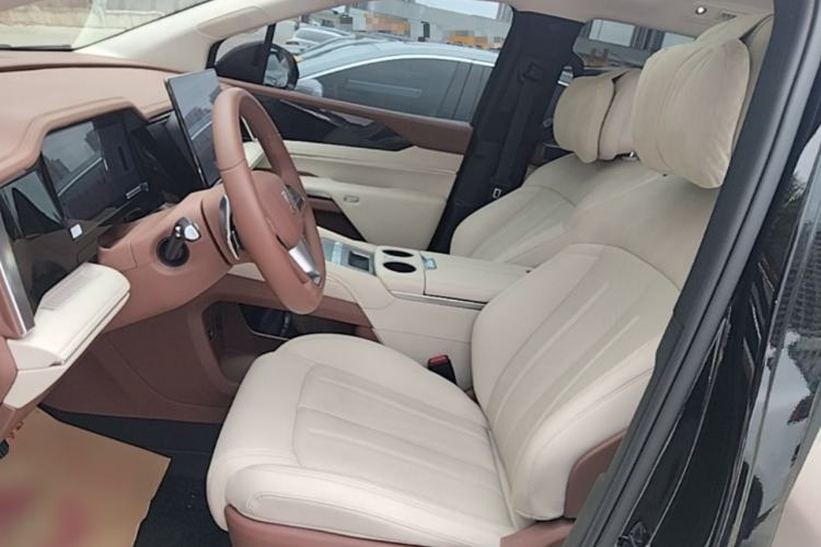 Used BYD Xia 2025 DM-i 1.5T 180km Beyond Edition Left Front Seat