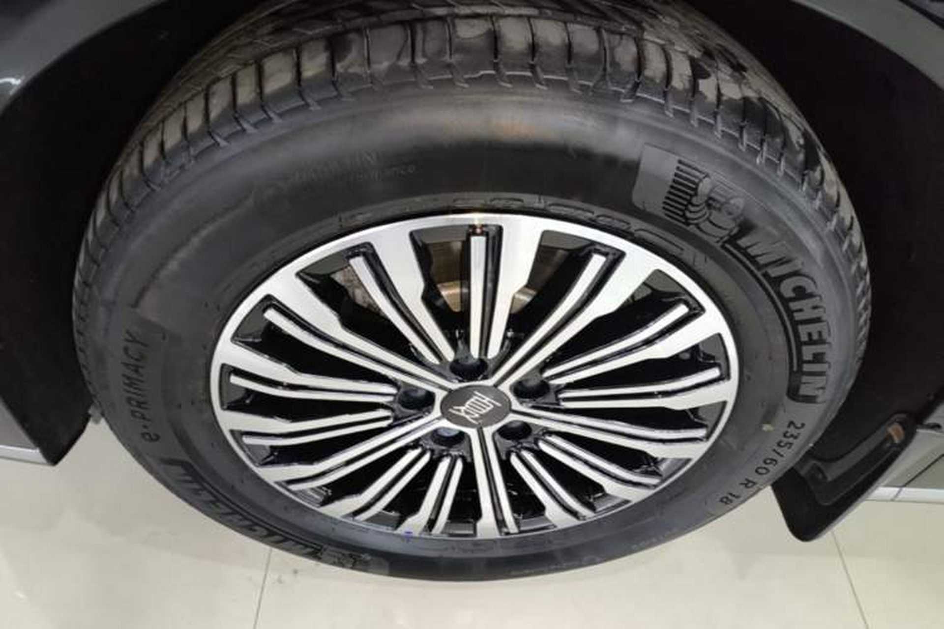 Used BYD Xia 2025 DM-i 1.5T 180km Beyond Edition Left Front Wheel Hub