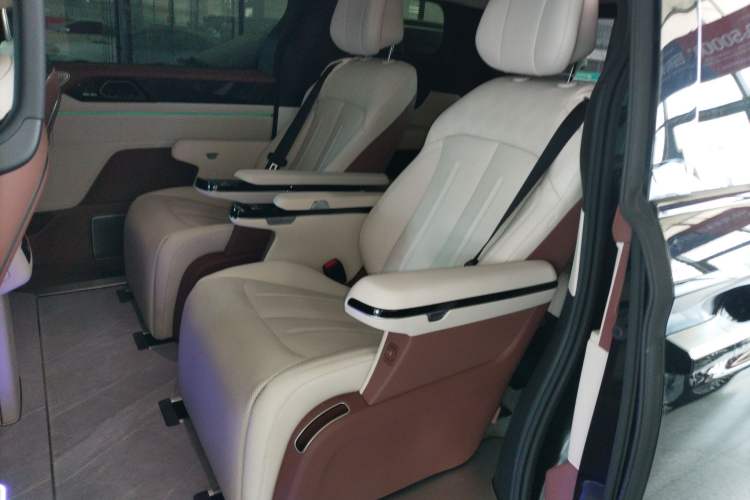 Used BYD Xia 2025 DM-i 1.5T 180km Beyond Edition Left Rear Seat