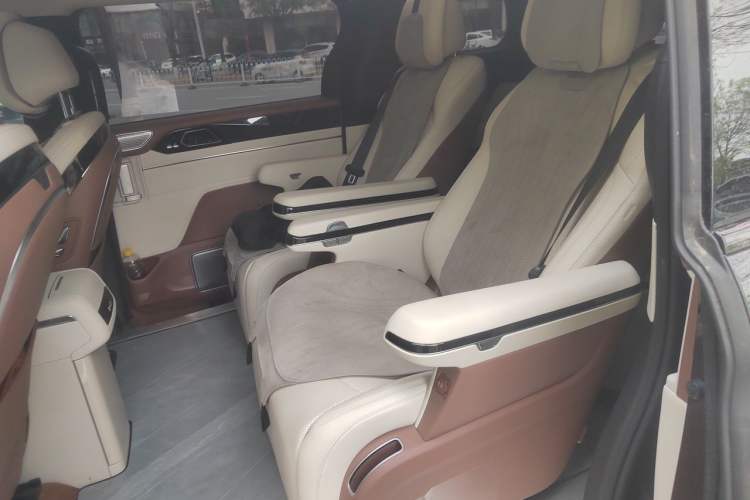 Used BYD Xia 2025 DM-i 1.5T 180km Beyond Edition Left Rear Seat