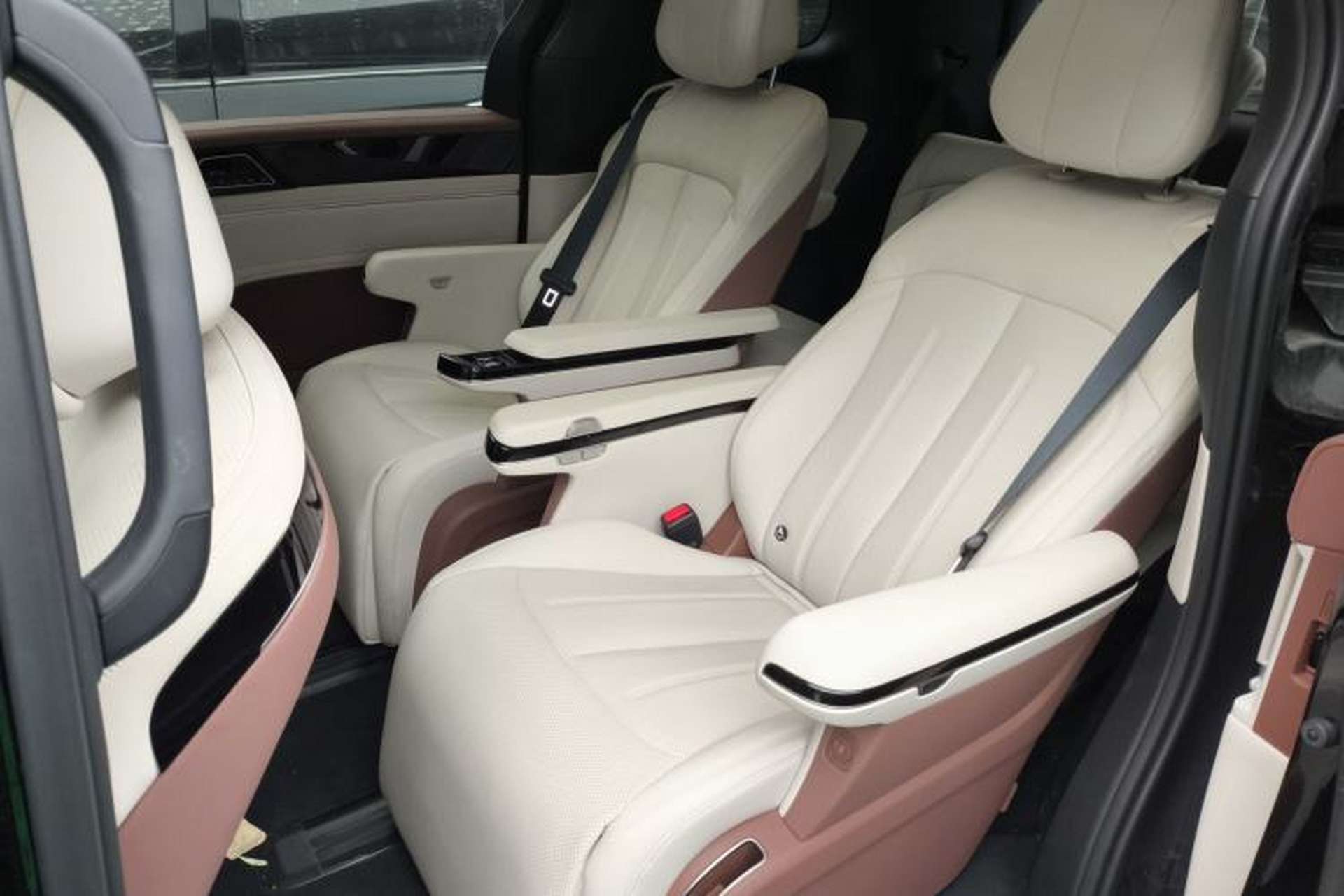 Used BYD Xia 2025 DM-i 1.5T 180km Beyond Edition Left Rear Seat