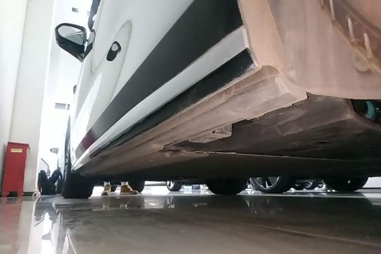 Used BYD Xia 2025 DM-i 1.5T 180km Beyond Edition Left Side Sill