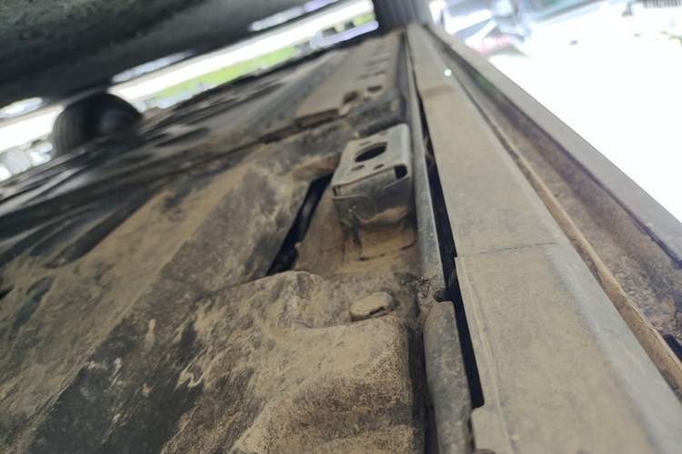 Used BYD Xia 2025 DM-i 1.5T 180km Beyond Edition Left Side Sill