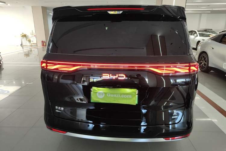 Used BYD Xia 2025 DM-i 1.5T 100km Supreme Edition Rear