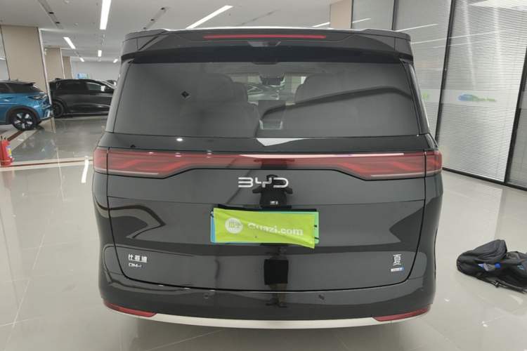Used BYD Xia 2025 DM-i 1.5T 180km Excellence Model Rear