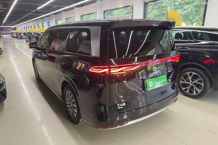 Used BYD Xia 2025 DM-i 1.5T 180km Beyond Edition Rear Left 45 Deg