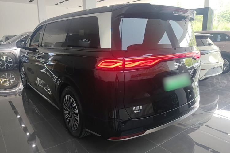 Used BYD Xia 2025 DM-i 1.5T 180km Excellence Model Rear Left 45 Deg