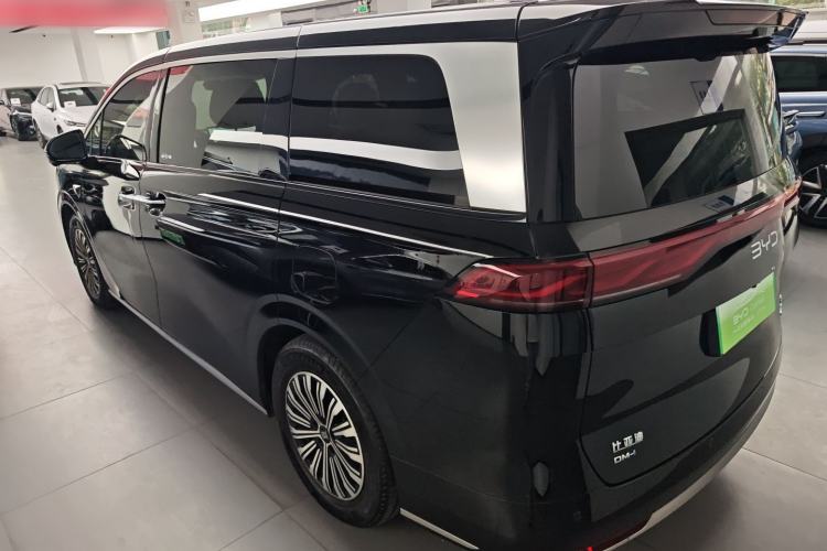 Used BYD Xia 2025 DM-i 1.5T 180km Beyond Edition Rear Left 45 Deg