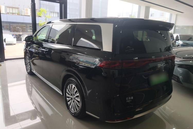 Used BYD Xia 2025 DM-i 1.5T 180km Beyond Edition Rear Left 45 Deg