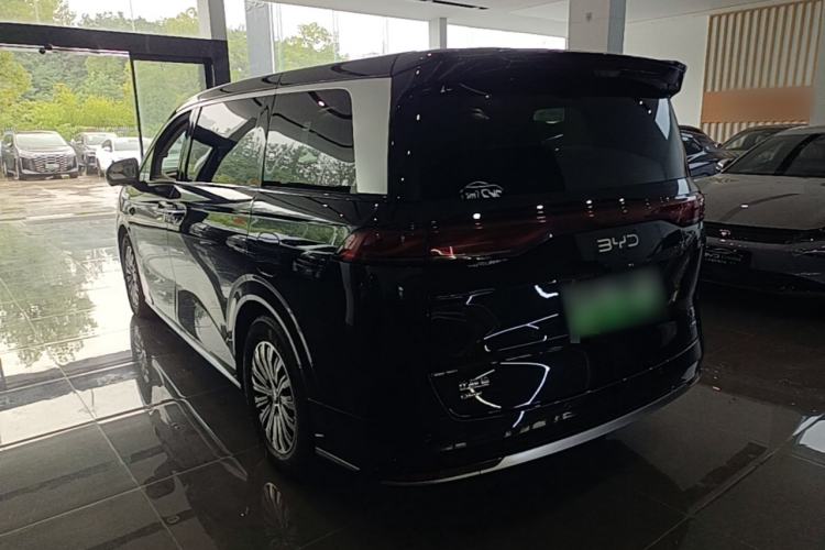 Used BYD Xia 2025 DM-i 1.5T 180km Beyond Edition Rear Left 45 Deg