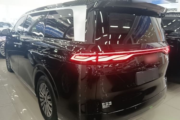Used BYD Xia 2025 DM-i 1.5T 180km Excellence Model Rear Left 45 Deg