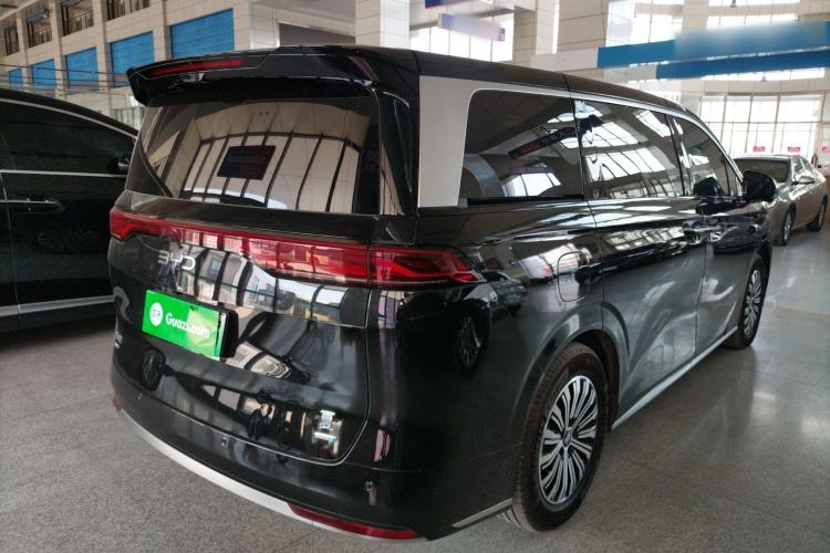 Used BYD Xia 2025 DM-i 1.5T 180km Beyond Edition Rear Right 45 Deg