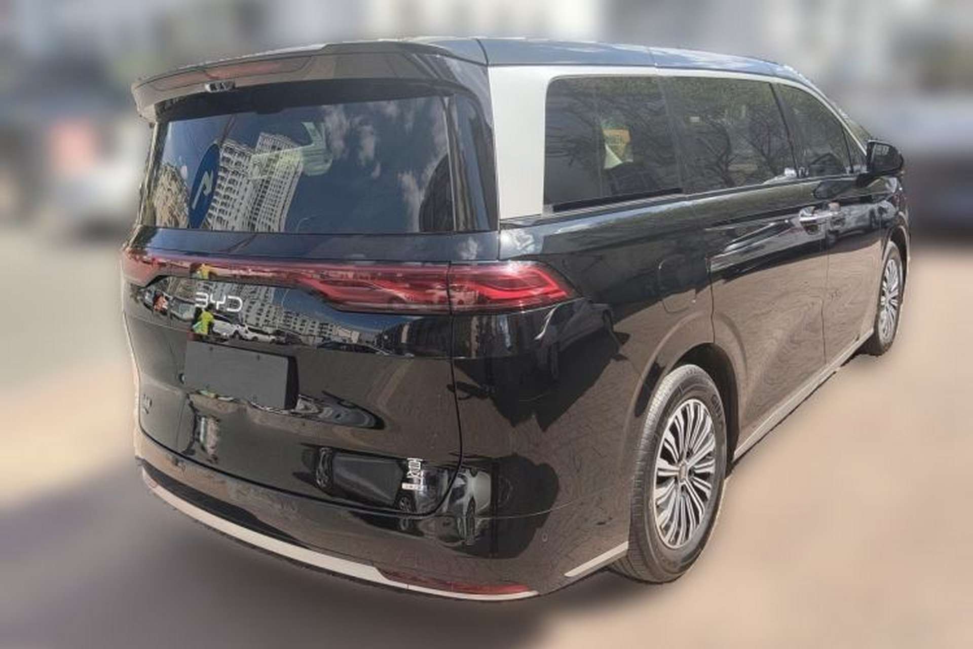 Used BYD Xia 2025 DM-i 1.5T 100km Supreme Edition Rear Right 45 Deg