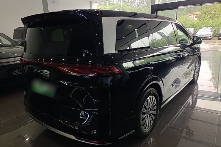 Used BYD Xia 2025 DM-i 1.5T 180km Beyond Edition Rear Right 45 Deg