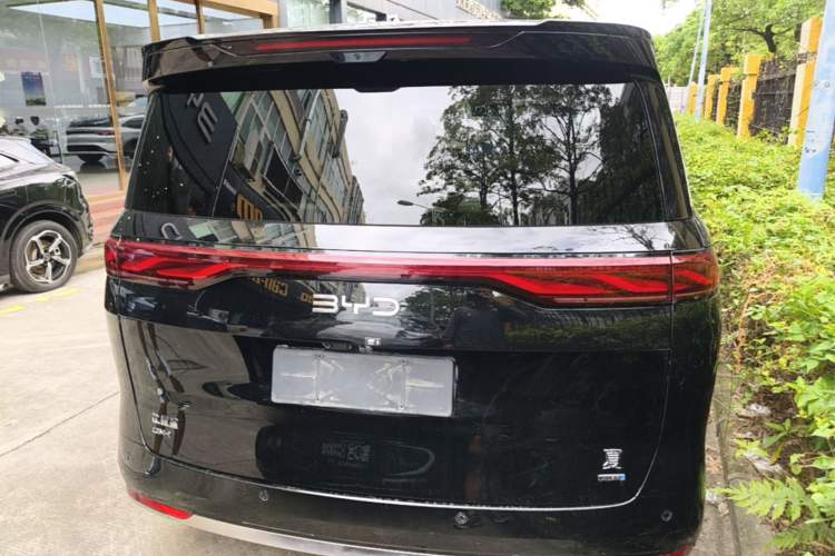 Used BYD Xia 2025 DM-i 1.5T 180km Excellence Model Rear