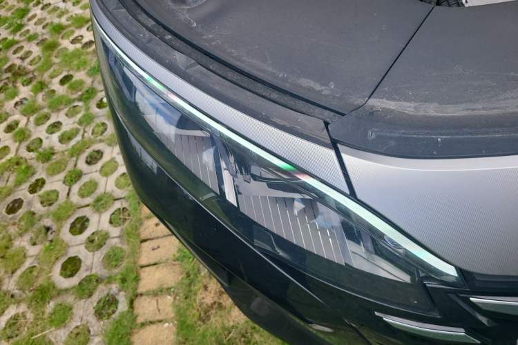 Used BYD Xia 2025 DM-i 1.5T 180km Beyond Edition Right Front Headlight