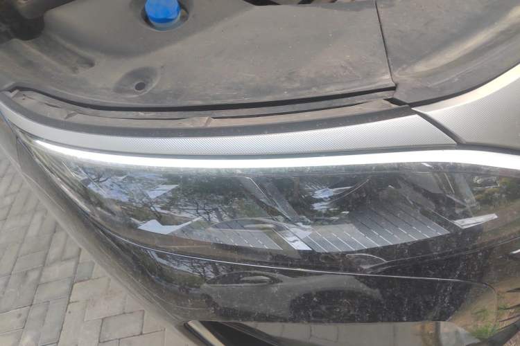 Used BYD Xia 2025 DM-i 1.5T 180km Beyond Edition Right Front Headlight