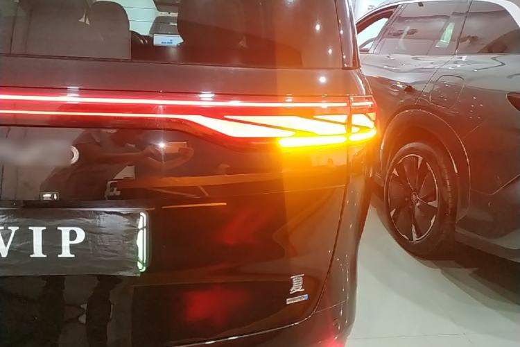 Used BYD Xia 2025 DM-i 1.5T 180km Beyond Edition Right Rear Taillight