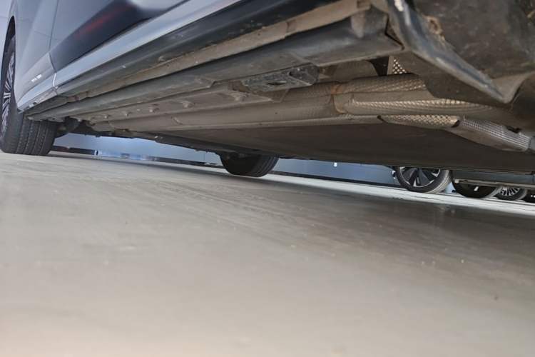 Used BYD Xia 2025 DM-i 1.5T 180km Beyond Edition Right Side Sill
