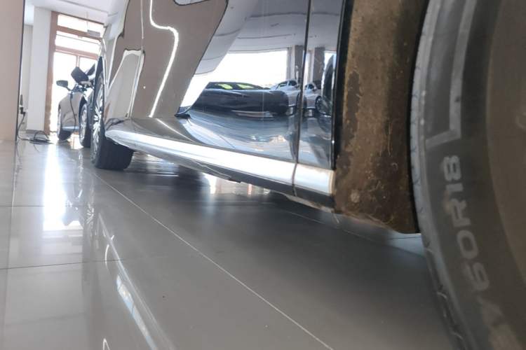 Used BYD Xia 2025 DM-i 1.5T 100km Supreme Edition Right Side Sill