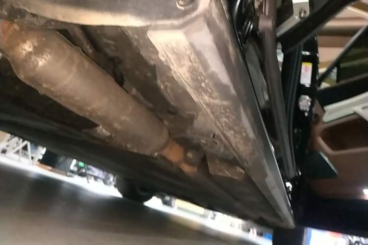 Used BYD Xia 2025 DM-i 1.5T 180km Excellence Model Right Side Sill