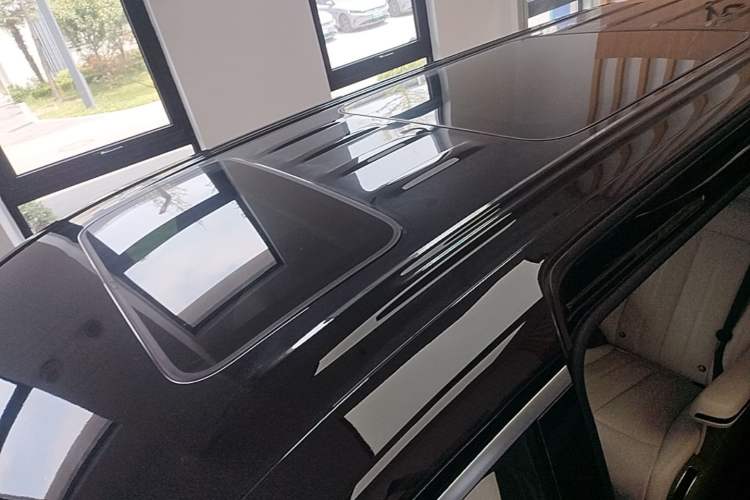 Used BYD Xia 2025 DM-i 1.5T 180km Excellence Model Roof