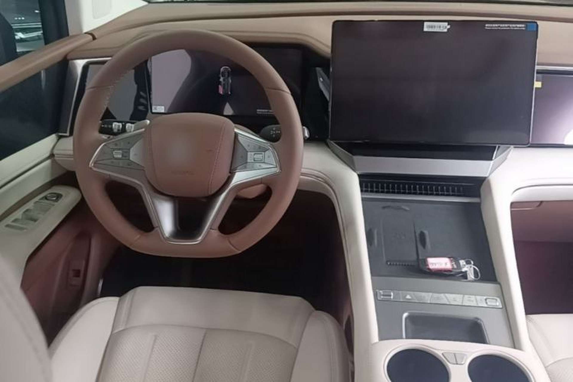 Used BYD Xia 2025 DM-i 1.5T 180km Excellence Model Steering Wheel