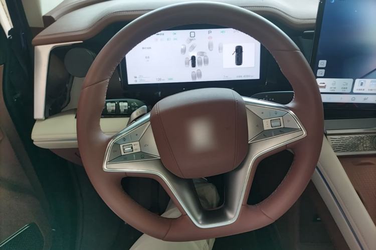 Used BYD Xia 2025 DM-i 1.5T 180km Beyond Edition Steering Wheel