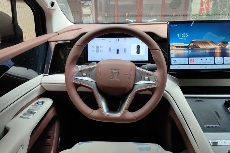Used BYD Xia 2025 DM-i 1.5T 100km Supreme Edition Steering Wheel