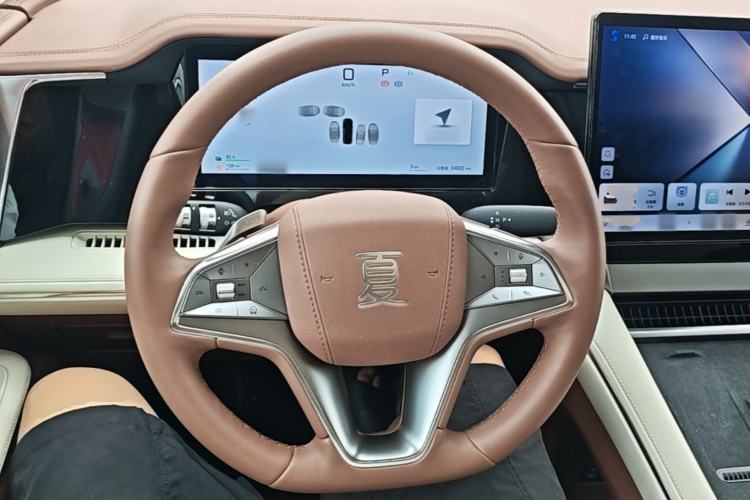 Used BYD Xia 2025 DM-i 1.5T 180km Excellence Model Steering Wheel