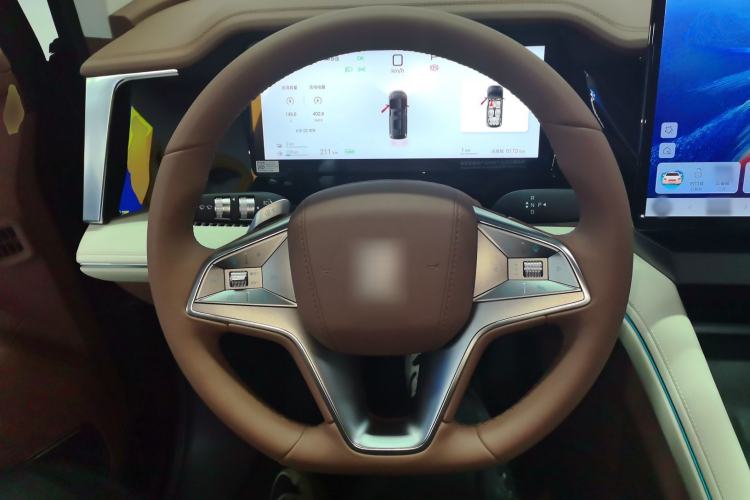 Used BYD Xia 2025 DM-i 1.5T 180km Beyond Edition Steering Wheel