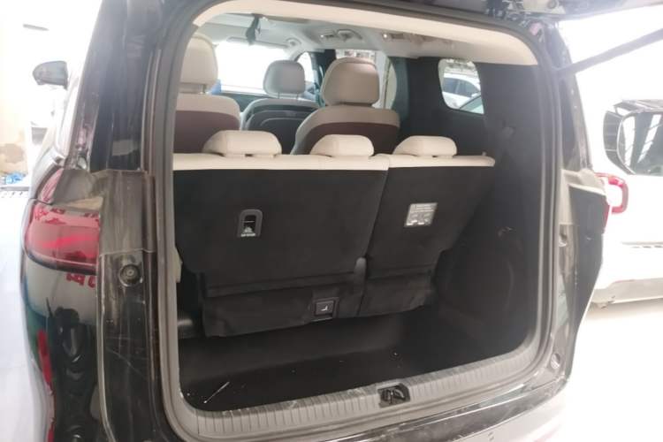 Used BYD Xia 2025 DM-i 1.5T 180km Beyond Edition Trunk