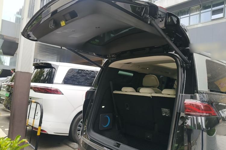 Used BYD Xia 2025 DM-i 1.5T 180km Excellence Model Trunk