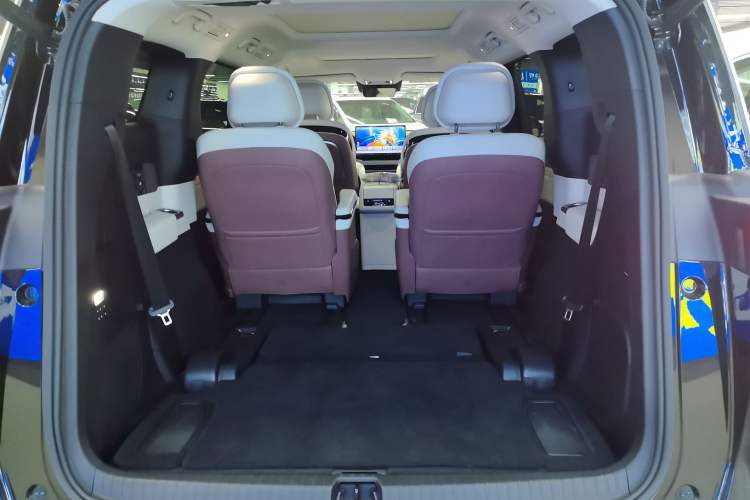 Used BYD Xia 2025 DM-i 1.5T 180km Beyond Edition Trunk