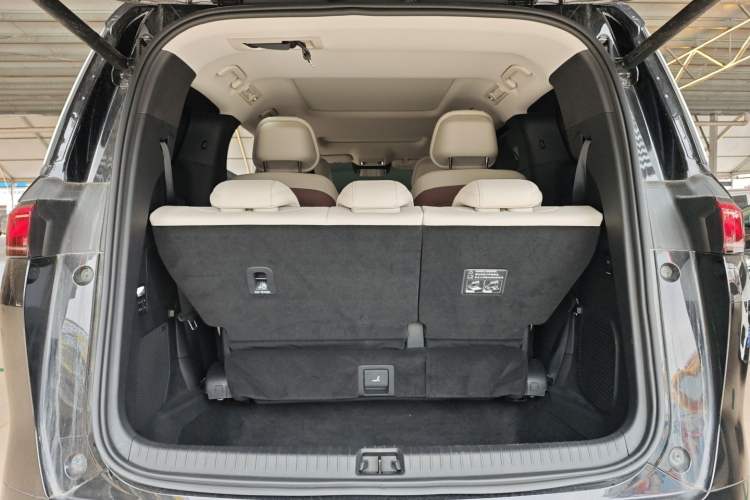 Used BYD Xia 2025 DM-i 1.5T 180km Beyond Edition Trunk