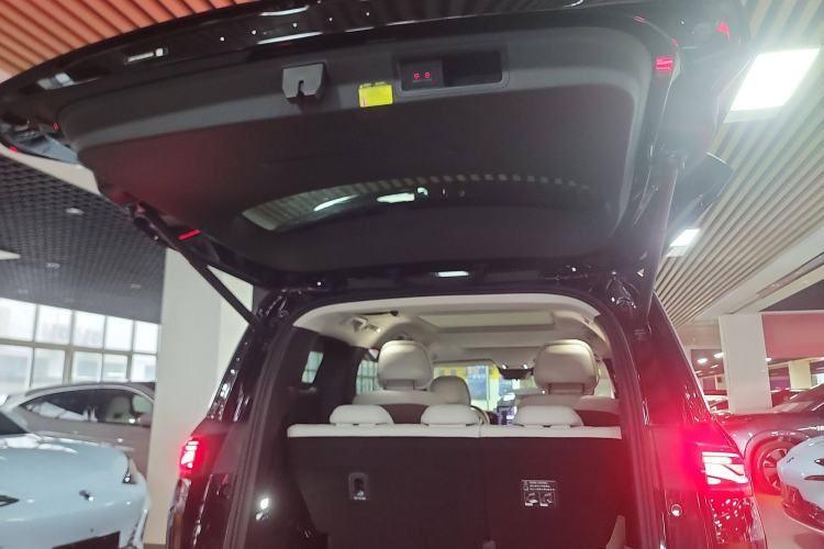 Used BYD Xia 2025 DM-i 1.5T 180km Beyond Edition Trunk